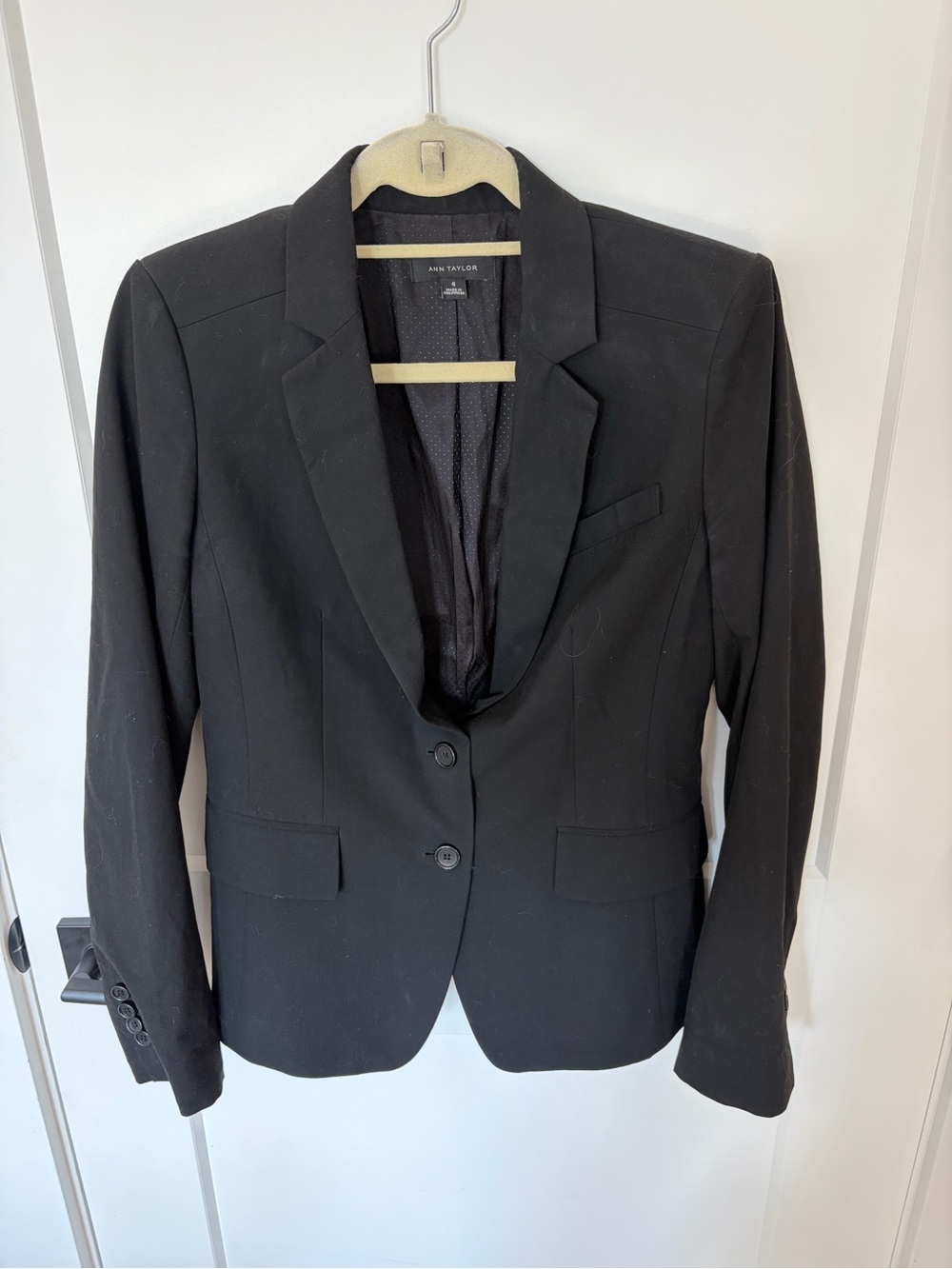 Ann Taylor Black Classic Two-Button Women's Blazer
